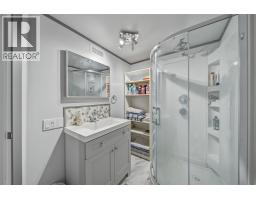 1125 Halston Avenue, Kamloops, BC V2B2C2 Photo 43
