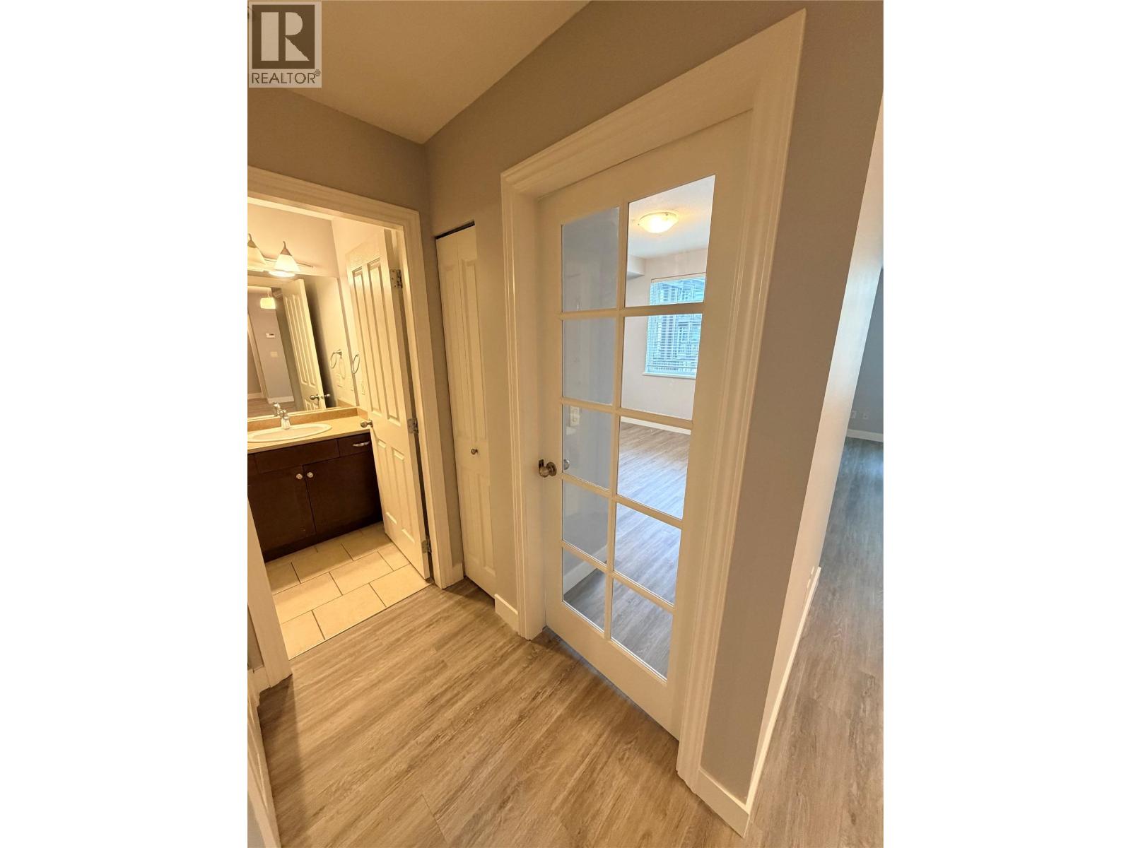 #1211 3833 Brown Road - 11