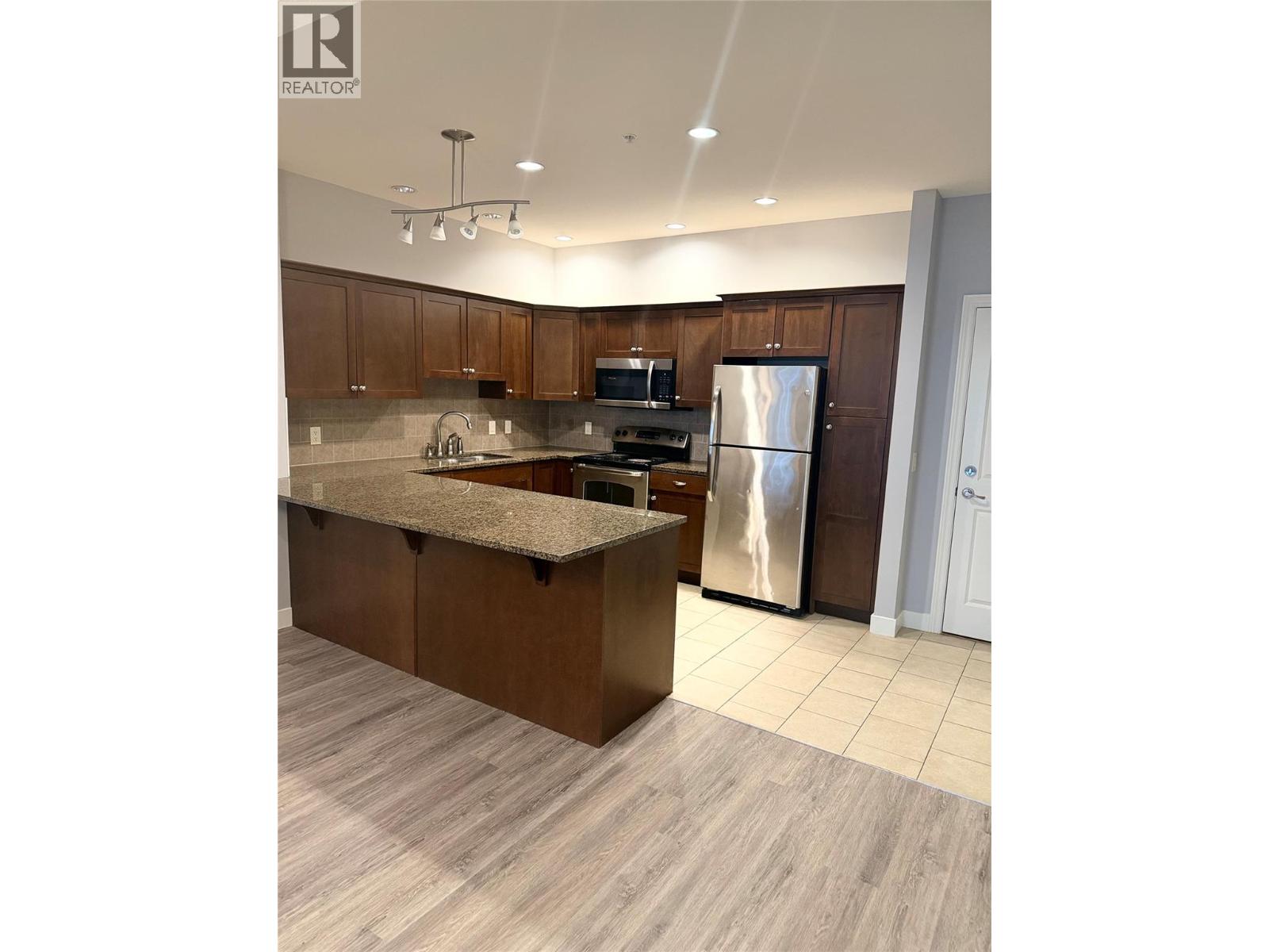 #1211 3833 Brown Road - 36