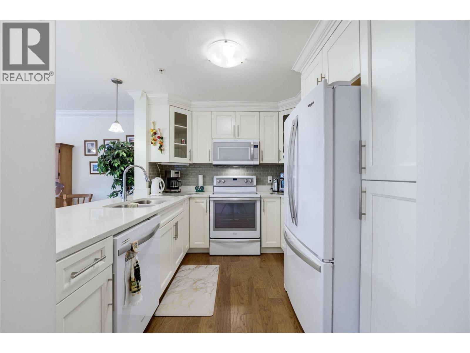 #106 330 4th Avenue SE - Image 11