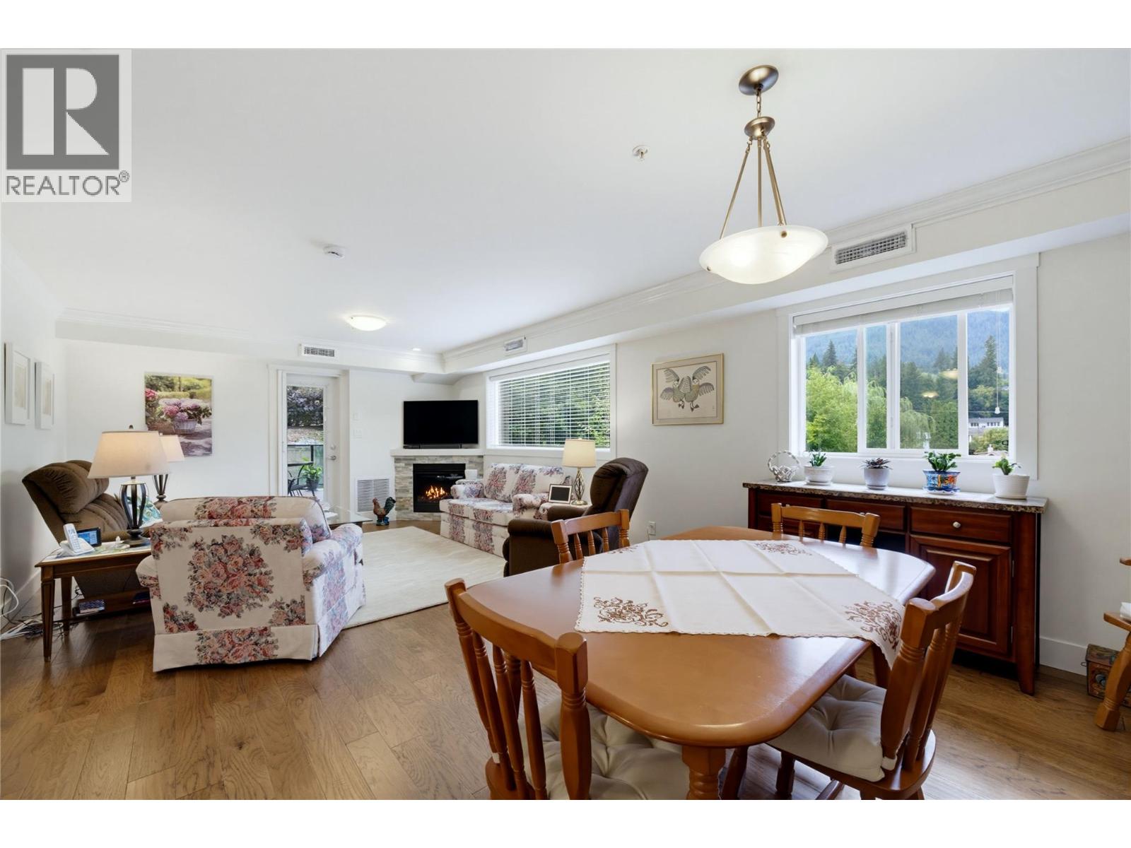 #106 330 4th Avenue SE - Image 16