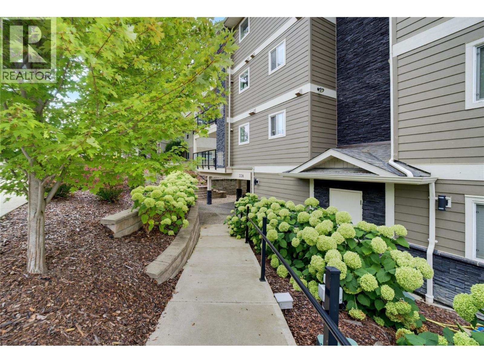 #106 330 4th Avenue SE - 47