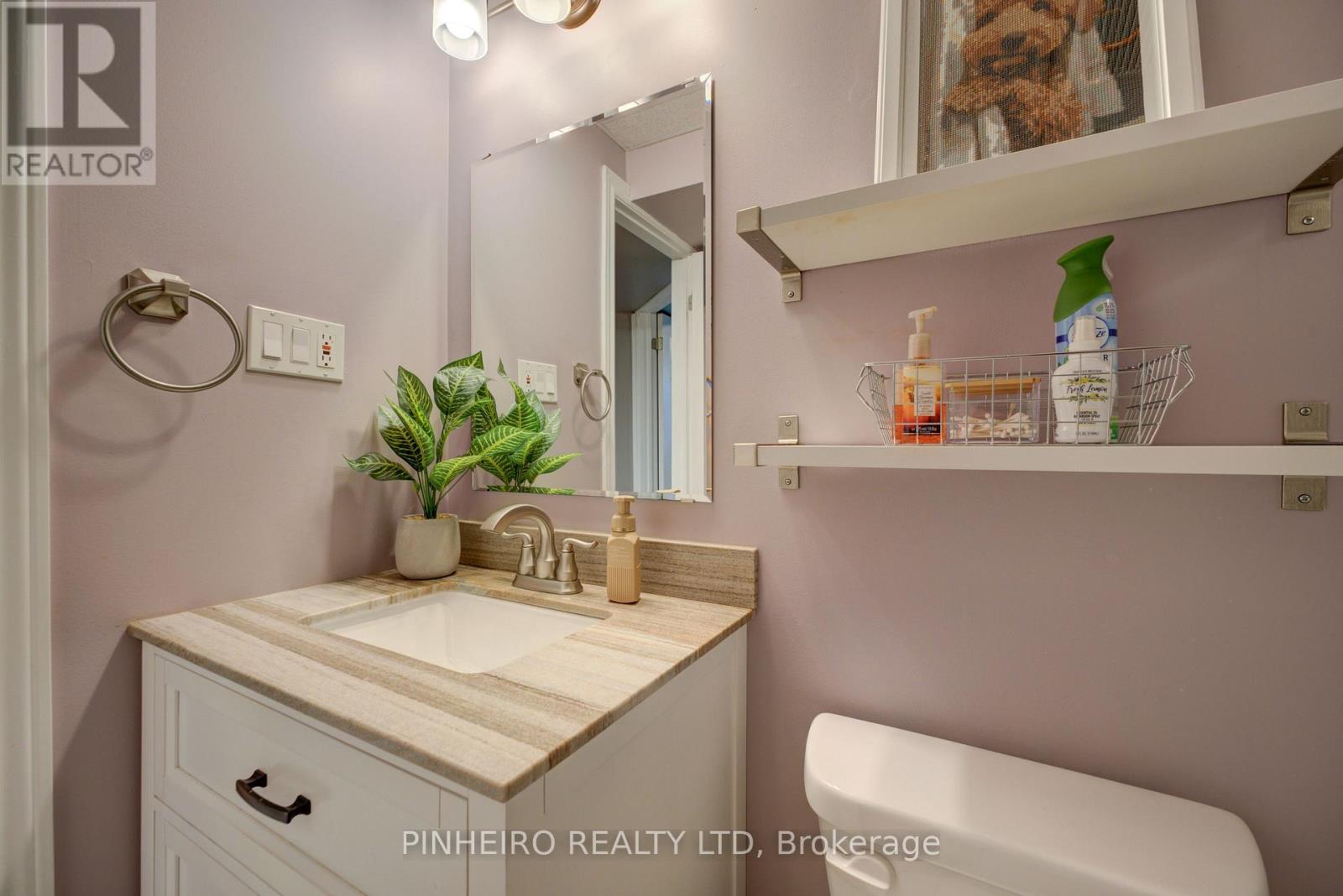 42 HICKORY BOULEVARD W - Image 28