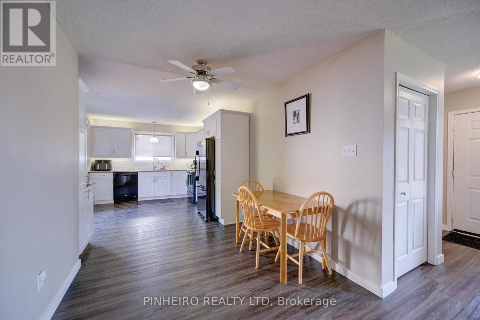 42 HICKORY BOULEVARD W - Image 7