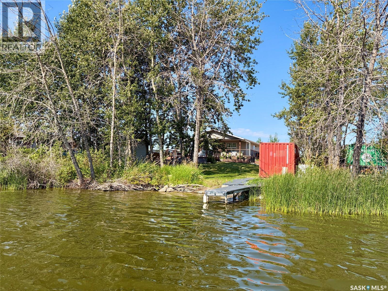 2 Willow ROAD, Dixon Lake, Saskatchewan, S0K1A0, Dixon Lake, Saskatchewan — photo 1 of 5