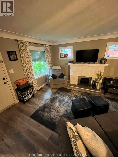 73 PHYLLIS AVENUE - 5