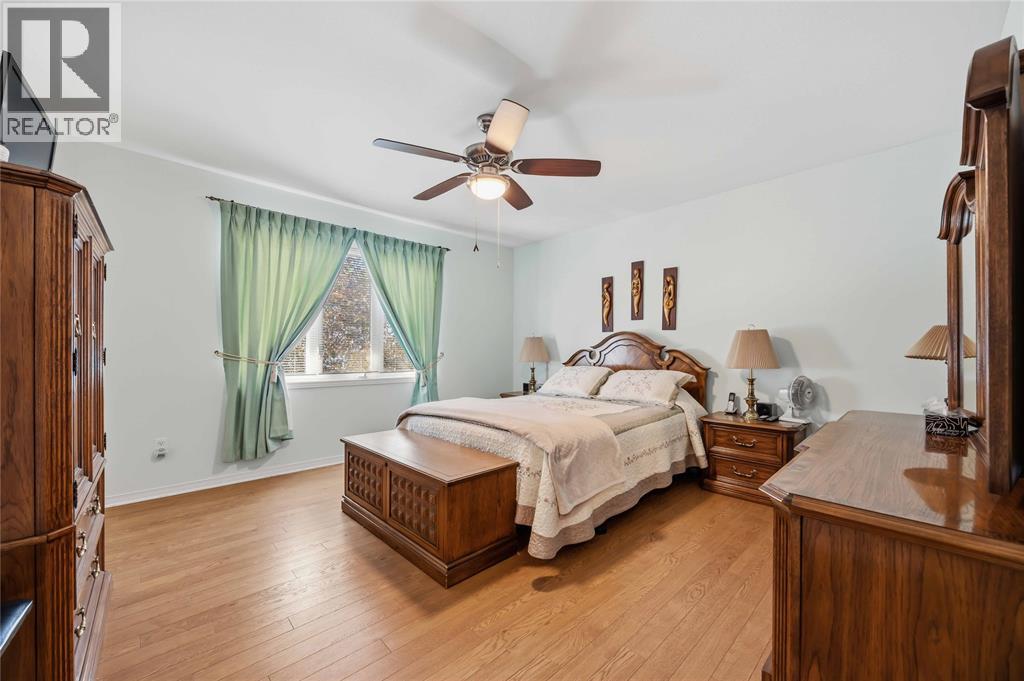 #243 5700 BLACKWELL Sideroad - 18