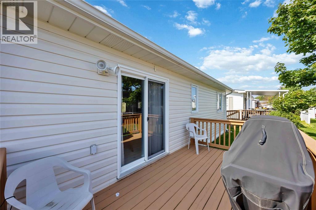 #243 5700 BLACKWELL Sideroad - 29