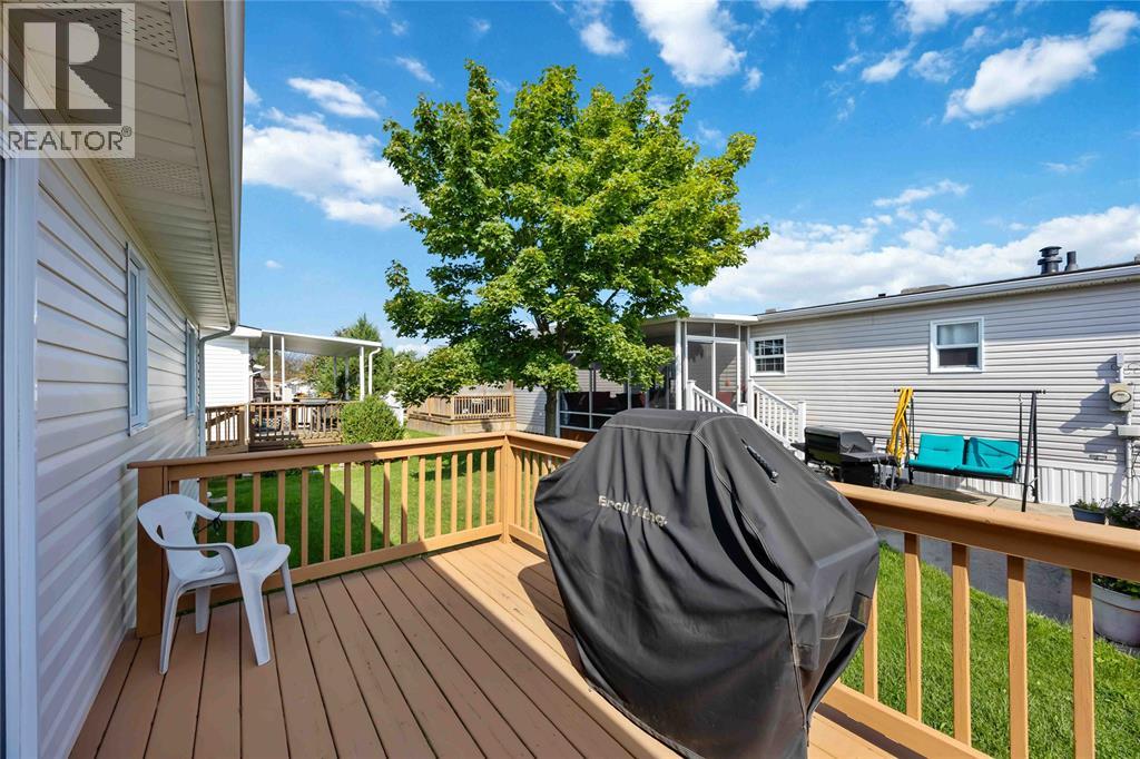 #243 5700 BLACKWELL Sideroad - 30
