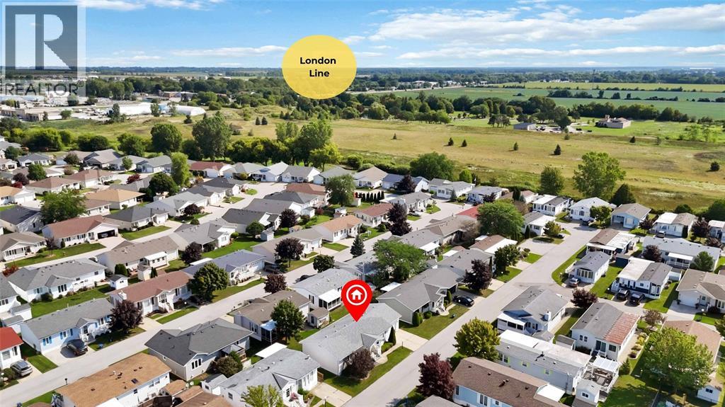 #243 5700 BLACKWELL Sideroad - 33