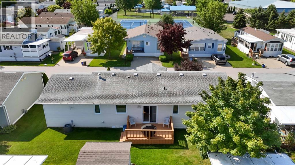 #243 5700 BLACKWELL Sideroad - 38