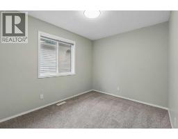 22 Somerside Crescent Sw, Calgary, AB T2V5R4 Photo 25