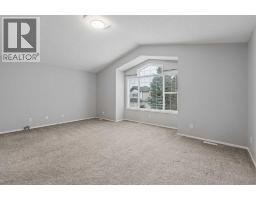 22 Somerside Crescent Sw, Calgary, AB T2V5R4 Photo 17