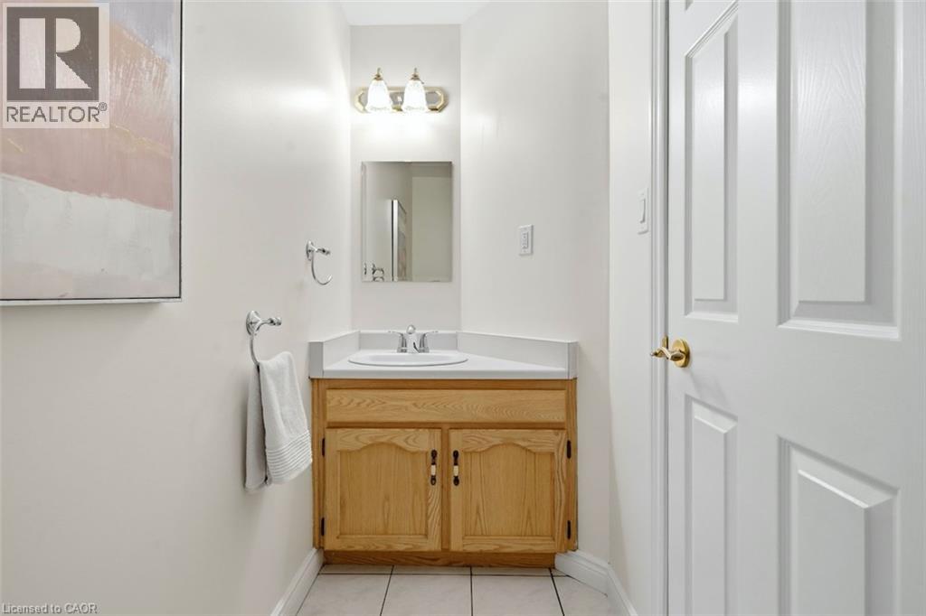 12 SUMNER Crescent - 15