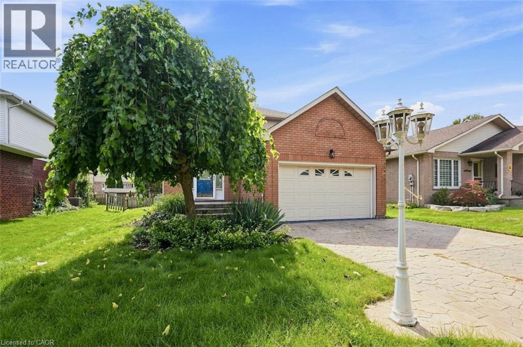 12 SUMNER Crescent - 42
