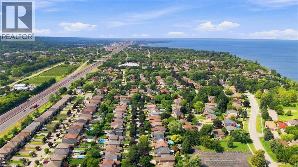 12 SUMNER Crescent - 47