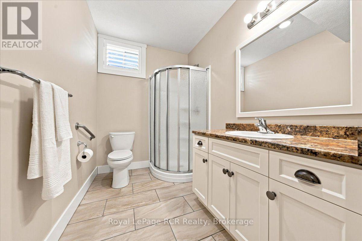 323 5TH AVENUE W - Image 36