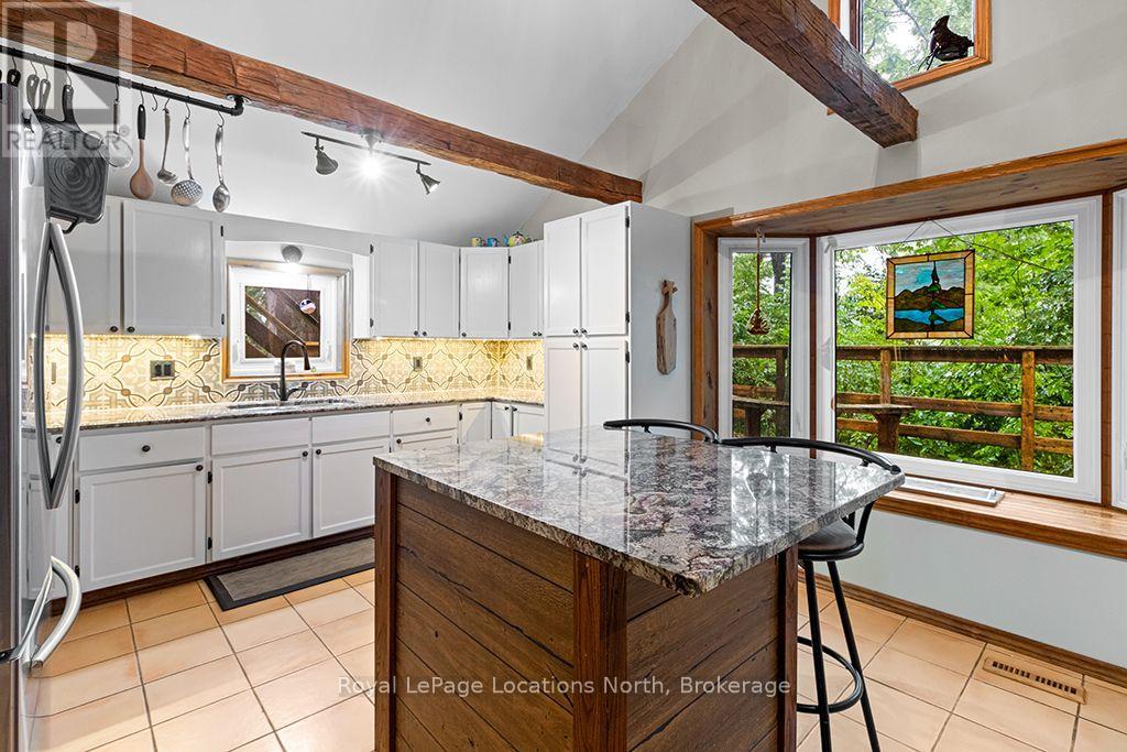 105 CRAIG STREET, North Middlesex (Ailsa Craig) — photo 9