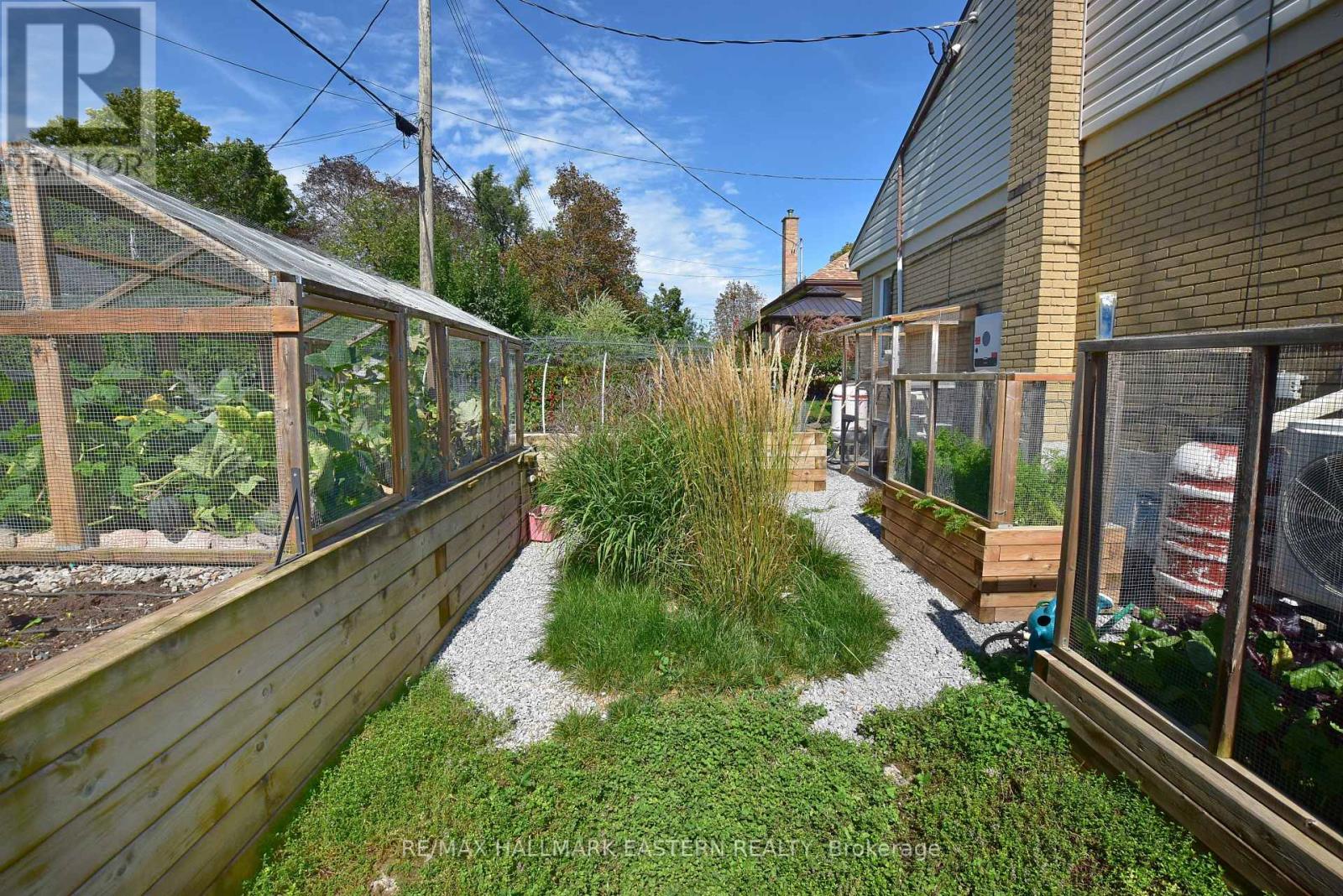 819 RISHOR CRESCENT - 21