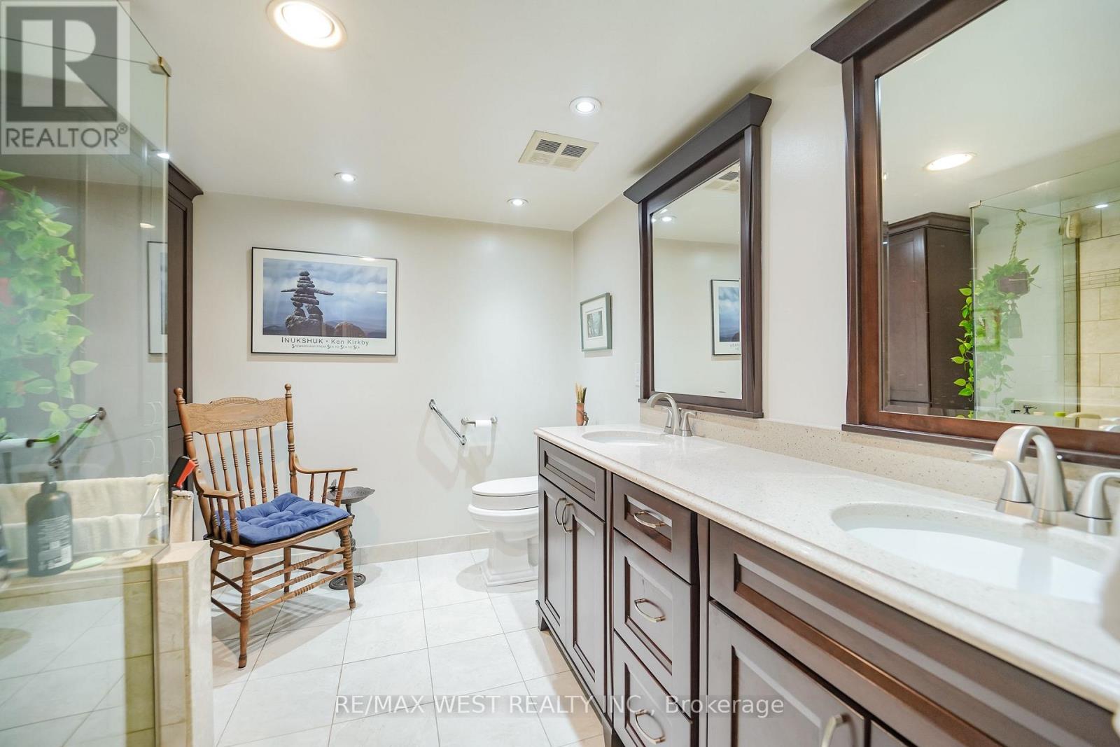 #305 700 WILSON ROAD N - Image 9
