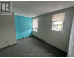 203 - 922 Simcoe Street N, Oshawa, ON L1G4X1 Photo 6