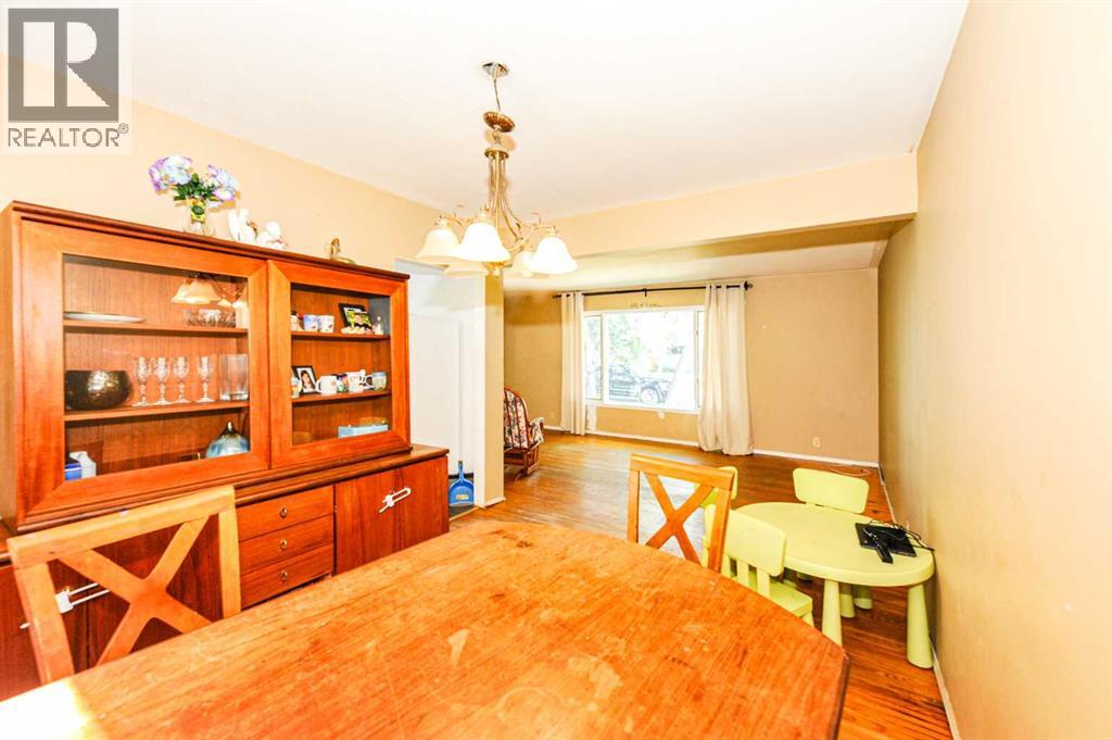 5911 47 Avenue - 6