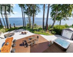 Den - 863 Cavin Rd, French Creek, BC V9P1Z9 Photo 14