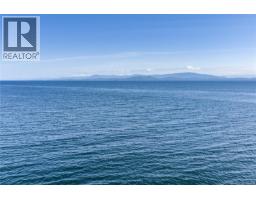 863 Cavin Rd, French Creek, BC V9P1Z9 Photo 22