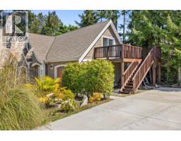 863 Cavin Rd, French Creek, BC V9P1Z9 Photo 35