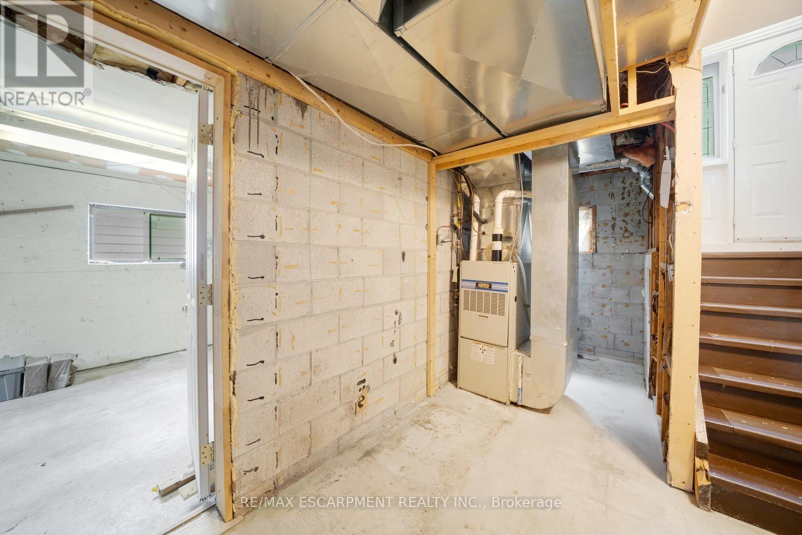 5 ELIZABETH STREET - 25