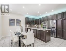 18 Rogers Trail, Bradford West Gwillimbury, ON L3Z0G4 Photo 13