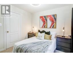 18 Rogers Trail, Bradford West Gwillimbury, ON L3Z0G4 Photo 17