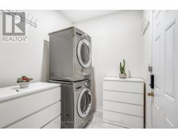 18 Rogers Trail, Bradford West Gwillimbury, ON L3Z0G4 Photo 8