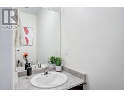 18 Rogers Trail, Bradford West Gwillimbury, ON L3Z0G4 Photo 9