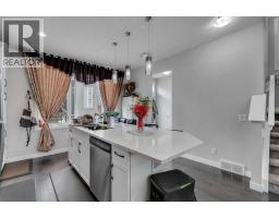 Bedroom - 552 Redstone Drive Ne, Calgary, AB T3N0R3 Photo 7
