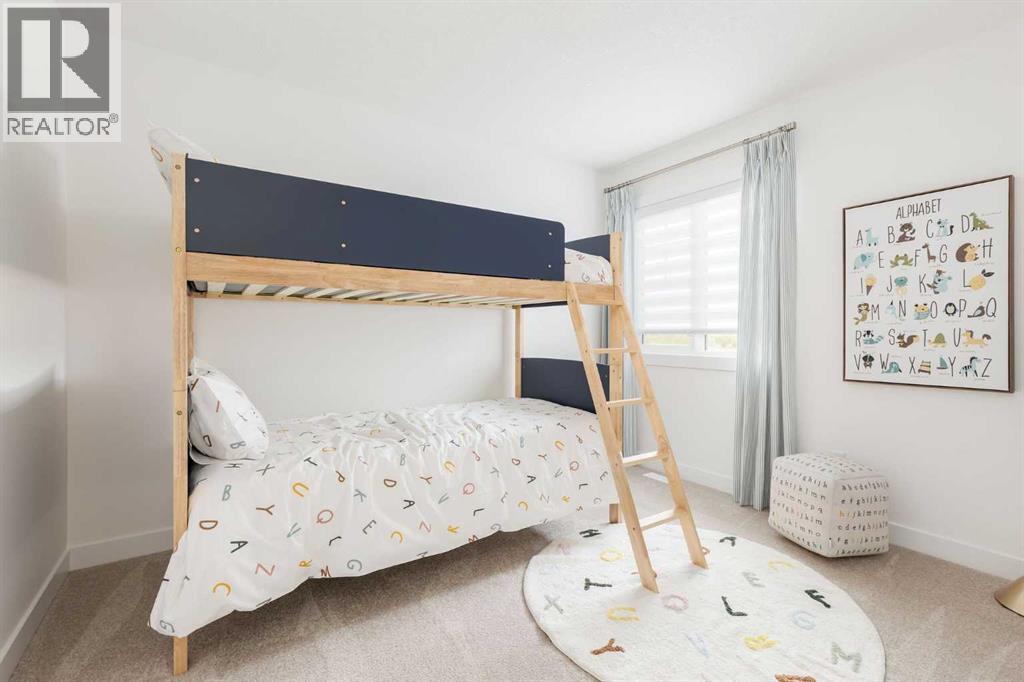 809 Savanna Crescent NE - 15