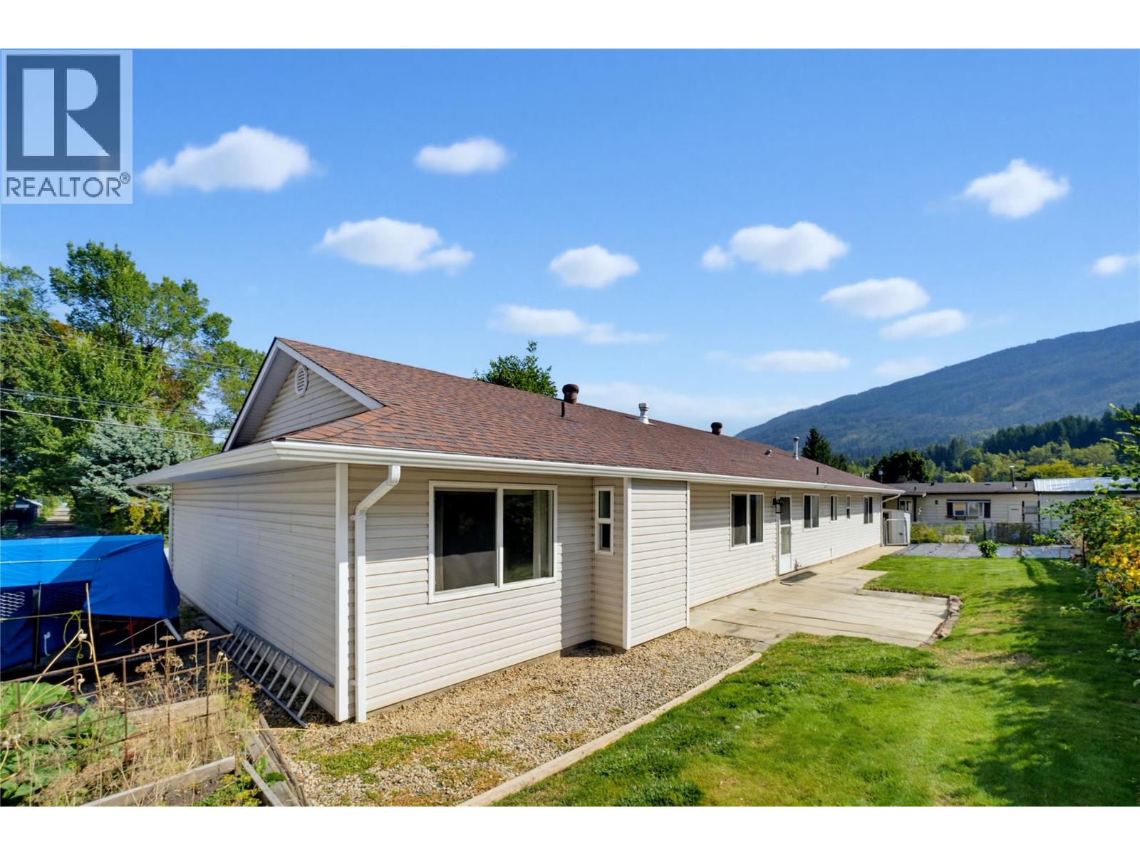 5080 70 Avenue NE - 69