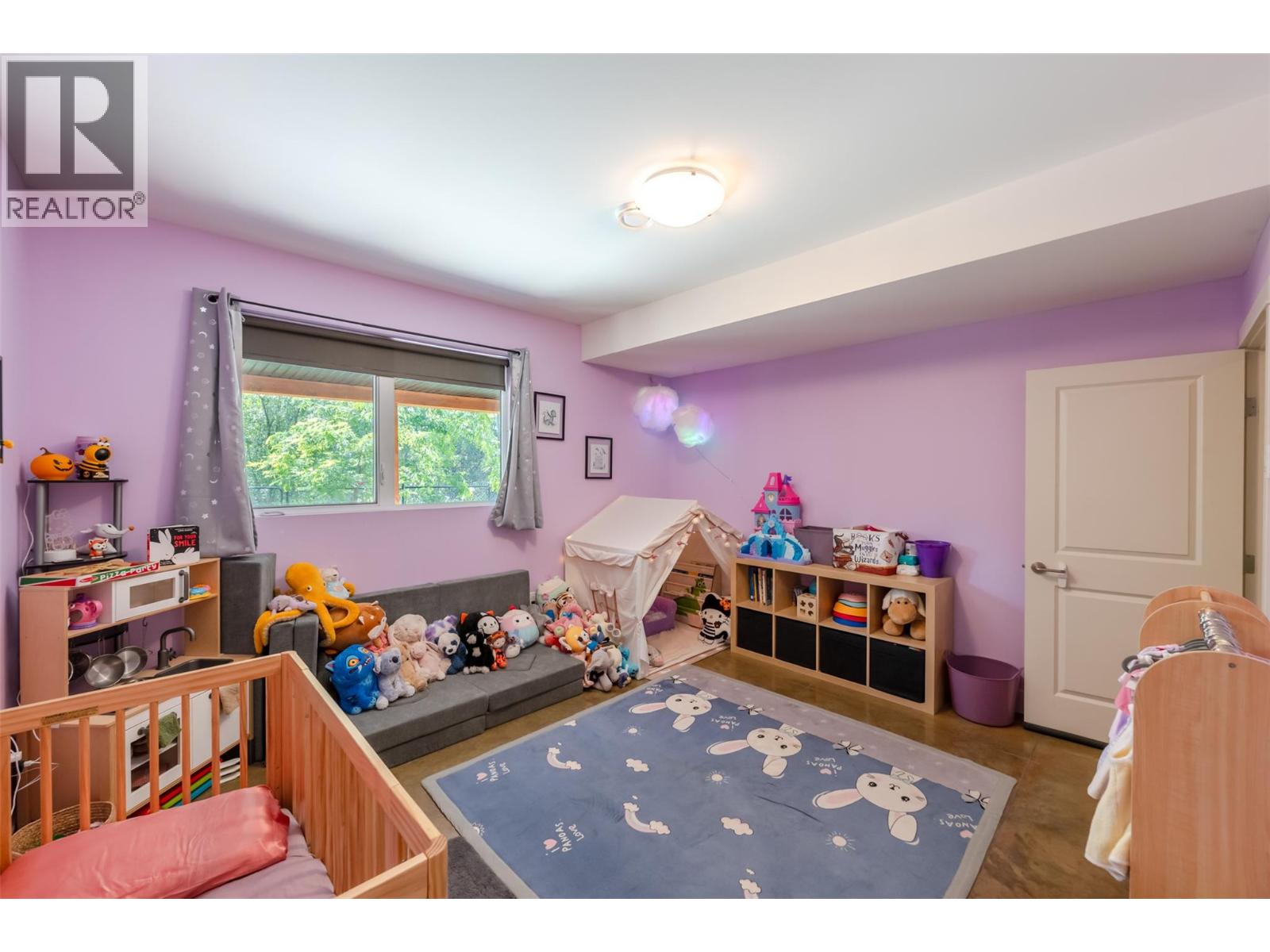 729 CREEKSIDE Road, Penticton