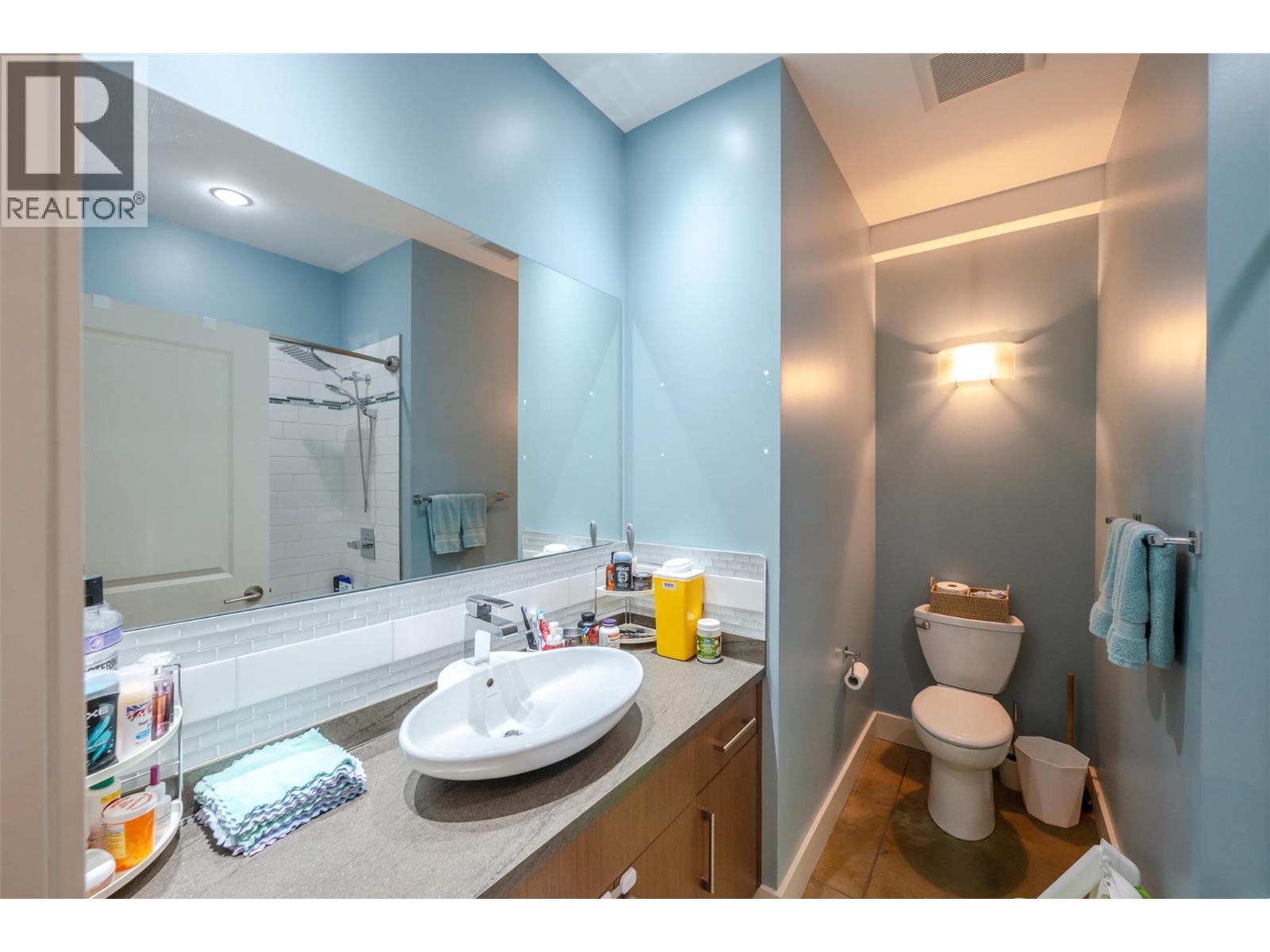 729 CREEKSIDE Road, Penticton