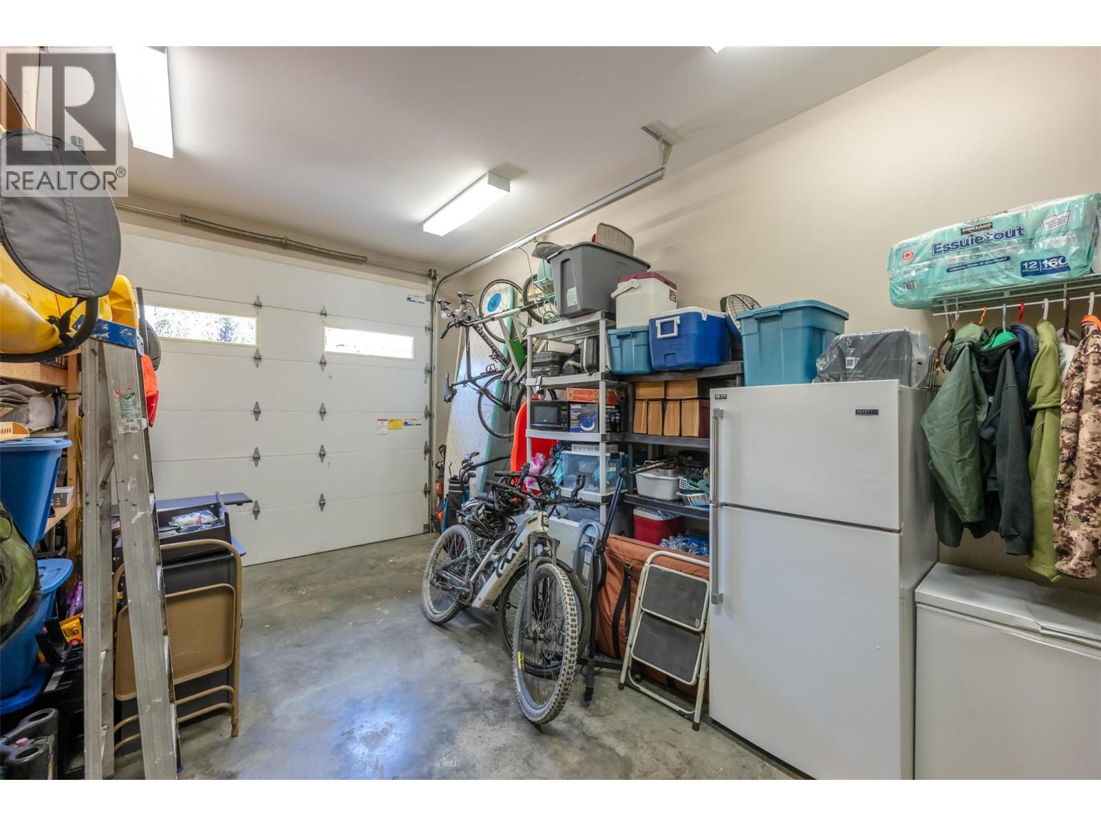 729 CREEKSIDE Road, Penticton