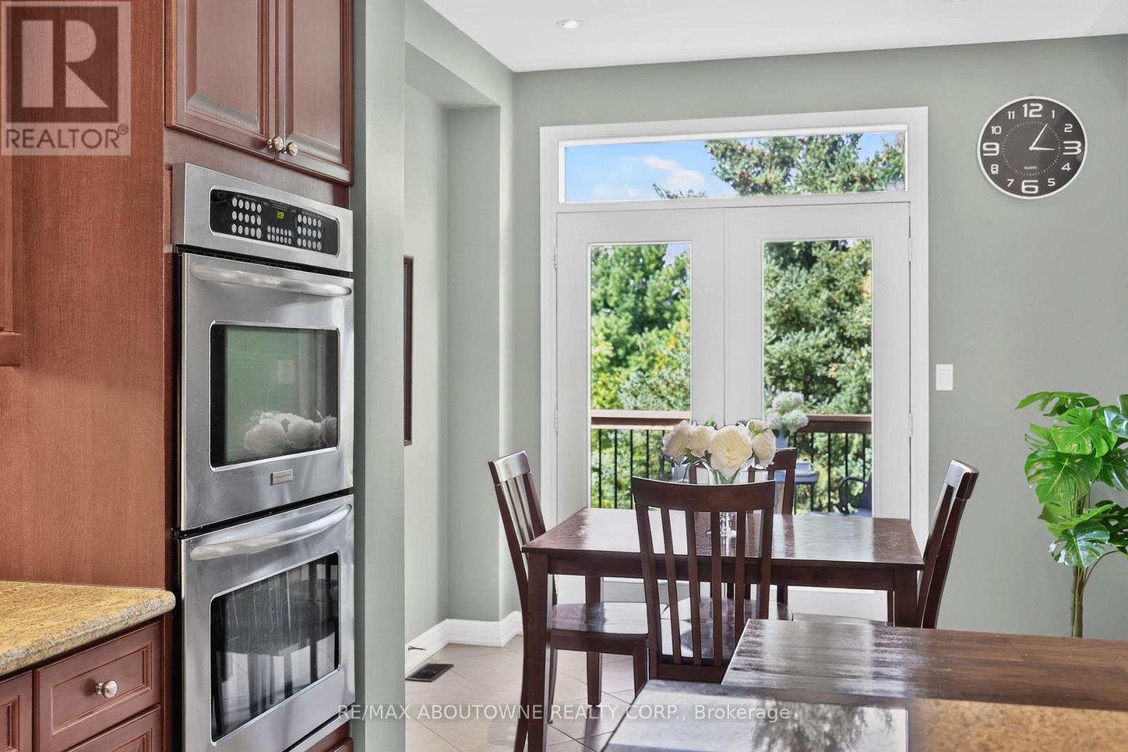 2269 WHITWORTH DRIVE - 14