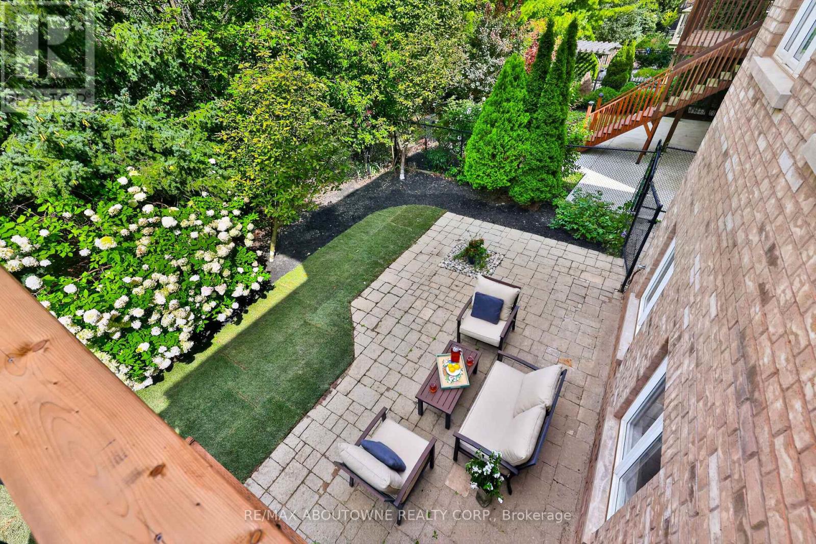 2269 WHITWORTH DRIVE - 17