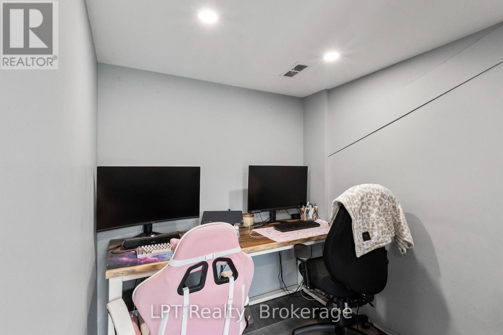 9 LAKEVIEW AVENUE - Image 29