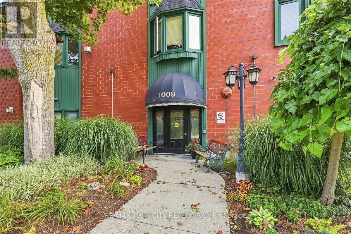 #217 1009 QUEENSTON ROAD - 5