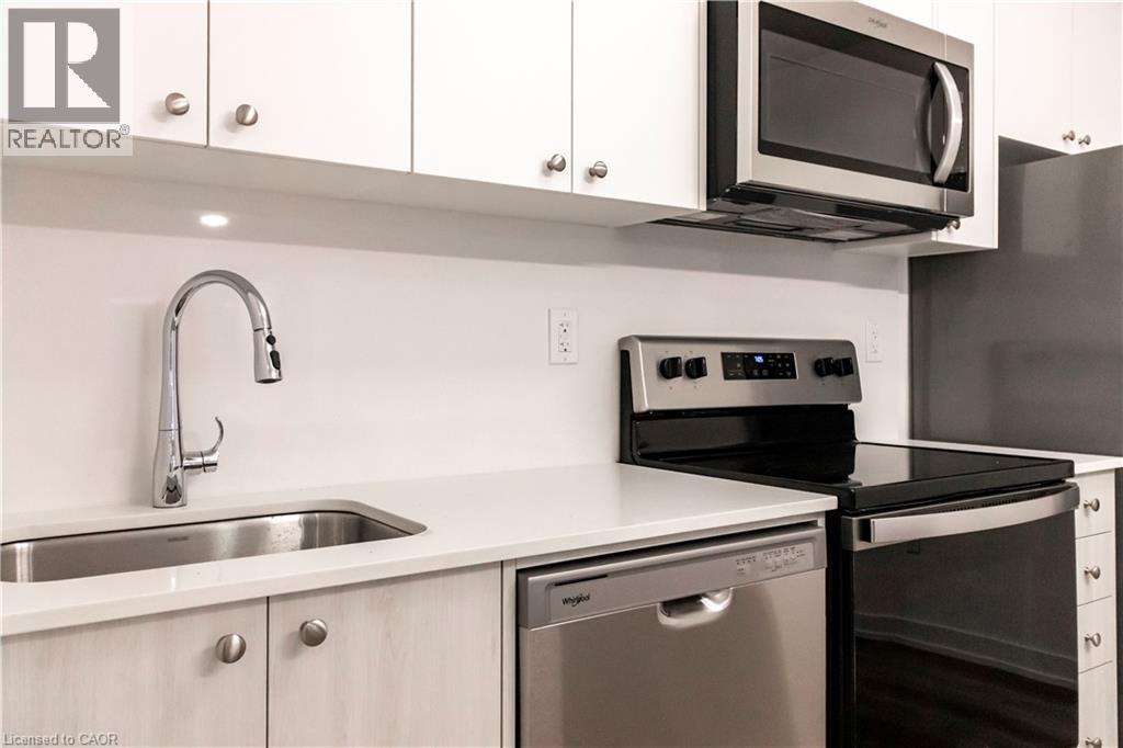 40 PALACE Street Unit# M10 — photo 2