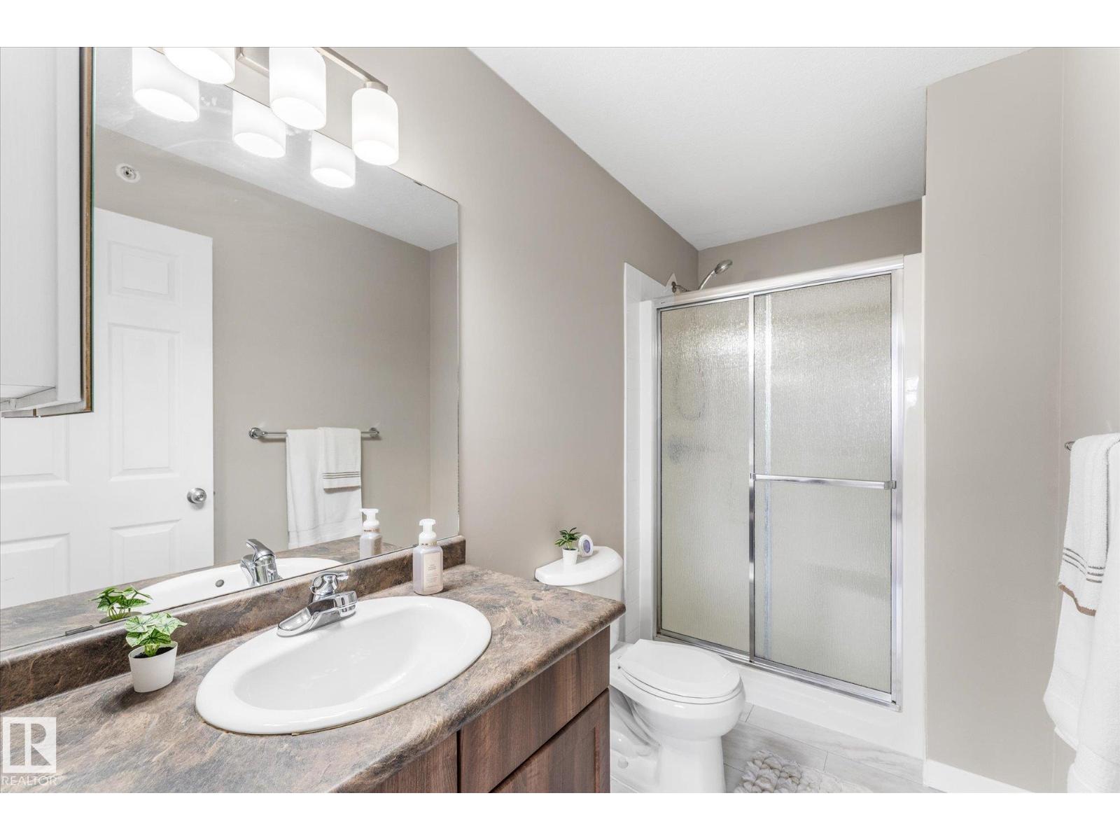 #437 50 WOODSMERE CL - 19