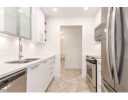 102 9948 151 Street, Surrey, BC V3R0V6 Photo 10