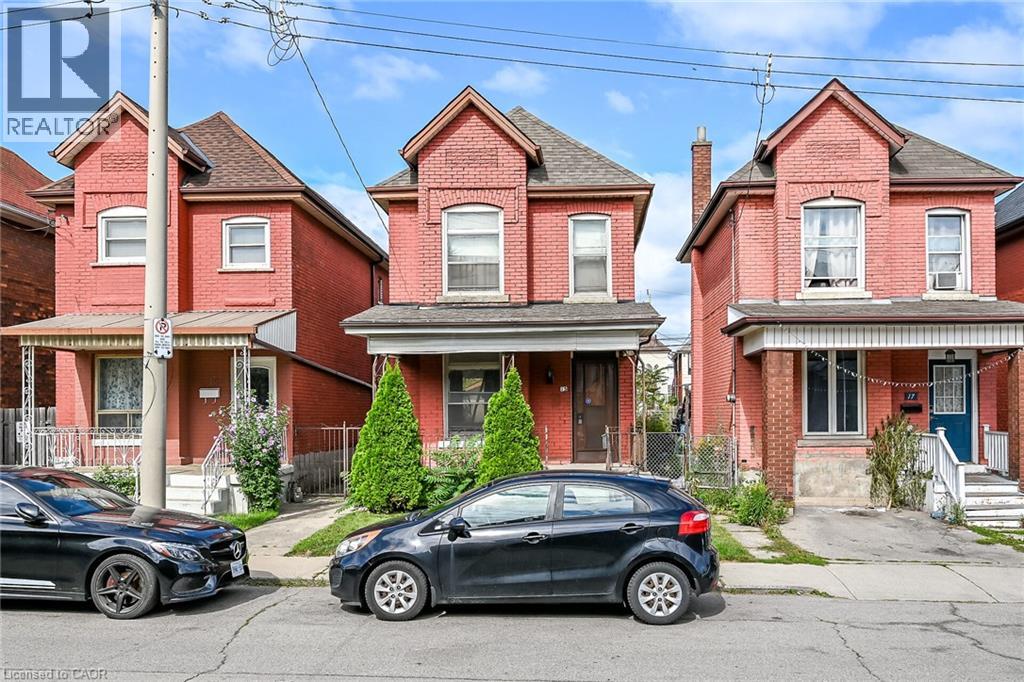 15 KINRADE Avenue, Hamilton, Ontario, L8L6L5, Hamilton, Ontario — photo 3 of 5