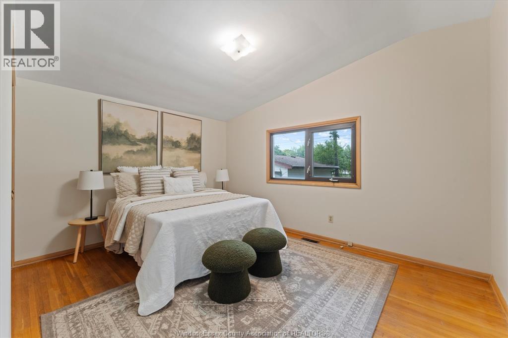 4339 ASHFIELD CRESCENT - 14