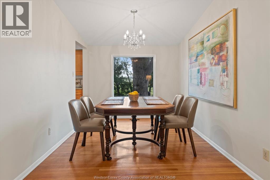 4339 ASHFIELD CRESCENT - 7